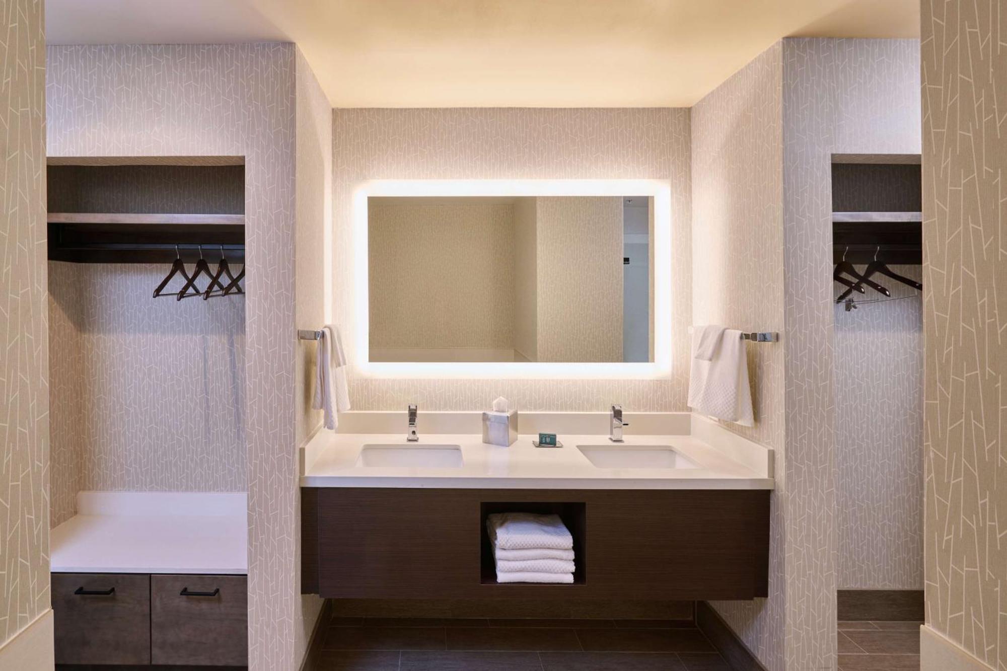 Doubletree By Hilton Buena Park Hotell Eksteriør bilde