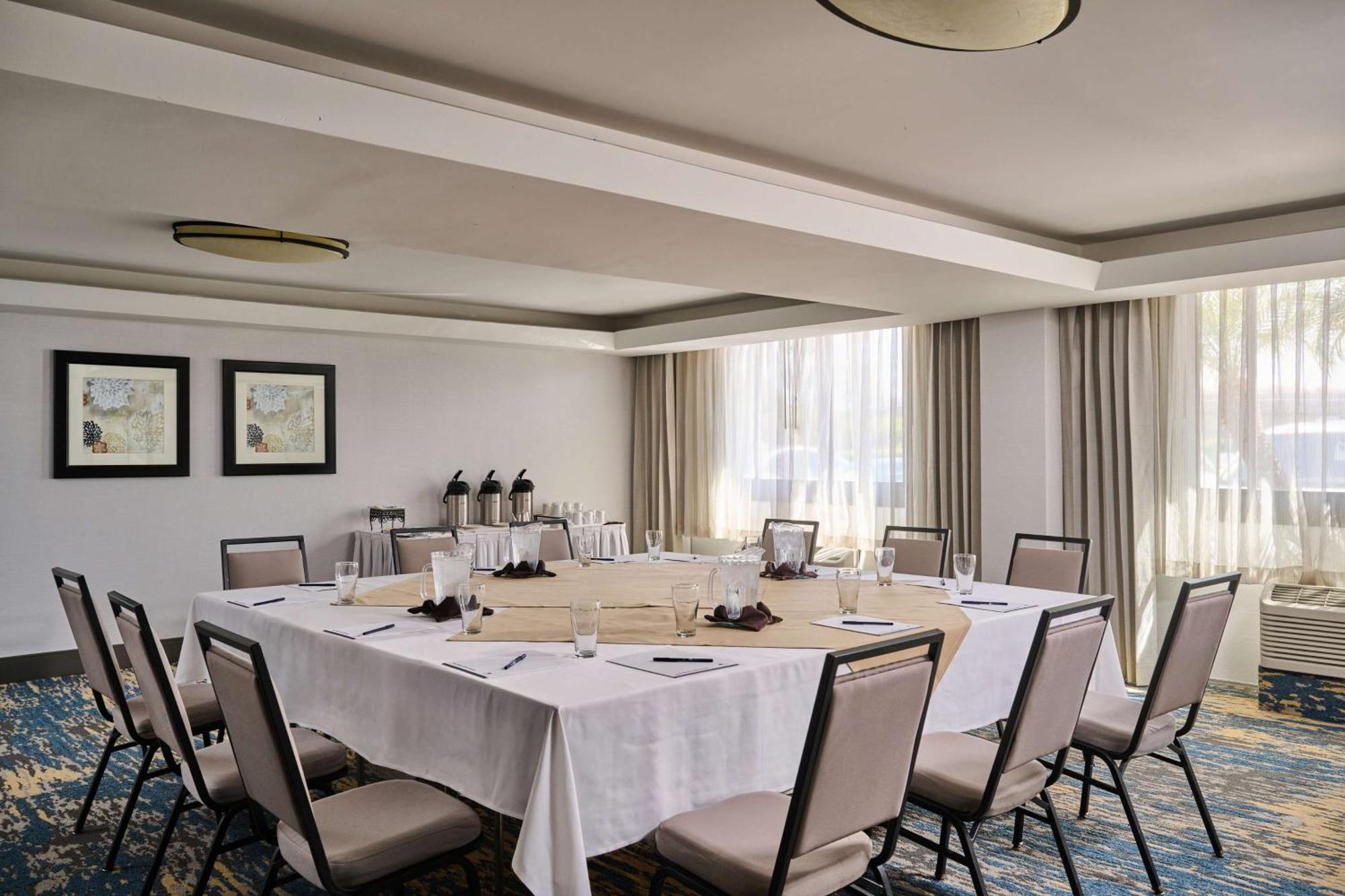Doubletree By Hilton Buena Park Hotell Eksteriør bilde